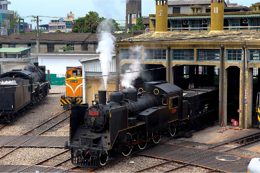 ◇台南/高雄出發◇文化資產園區x味噌文化館x高美濕地x彰化扇型車庫x戶羽機車車園區x台塑悠活館x八卦山大佛風景區